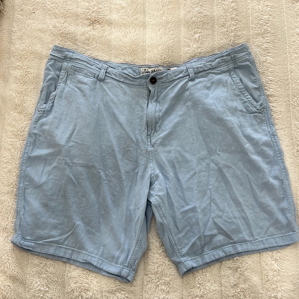 Men’s lucky brand shorts.